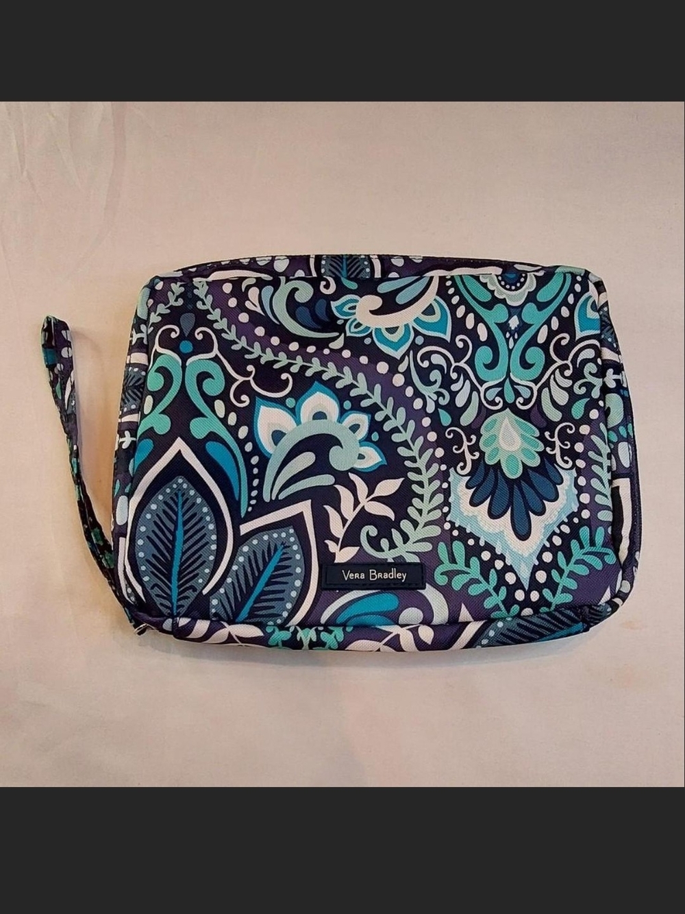 Vera Bradley Lighten Up Wipes Zip Wristlet Pouch Blue Island Medallion paisley